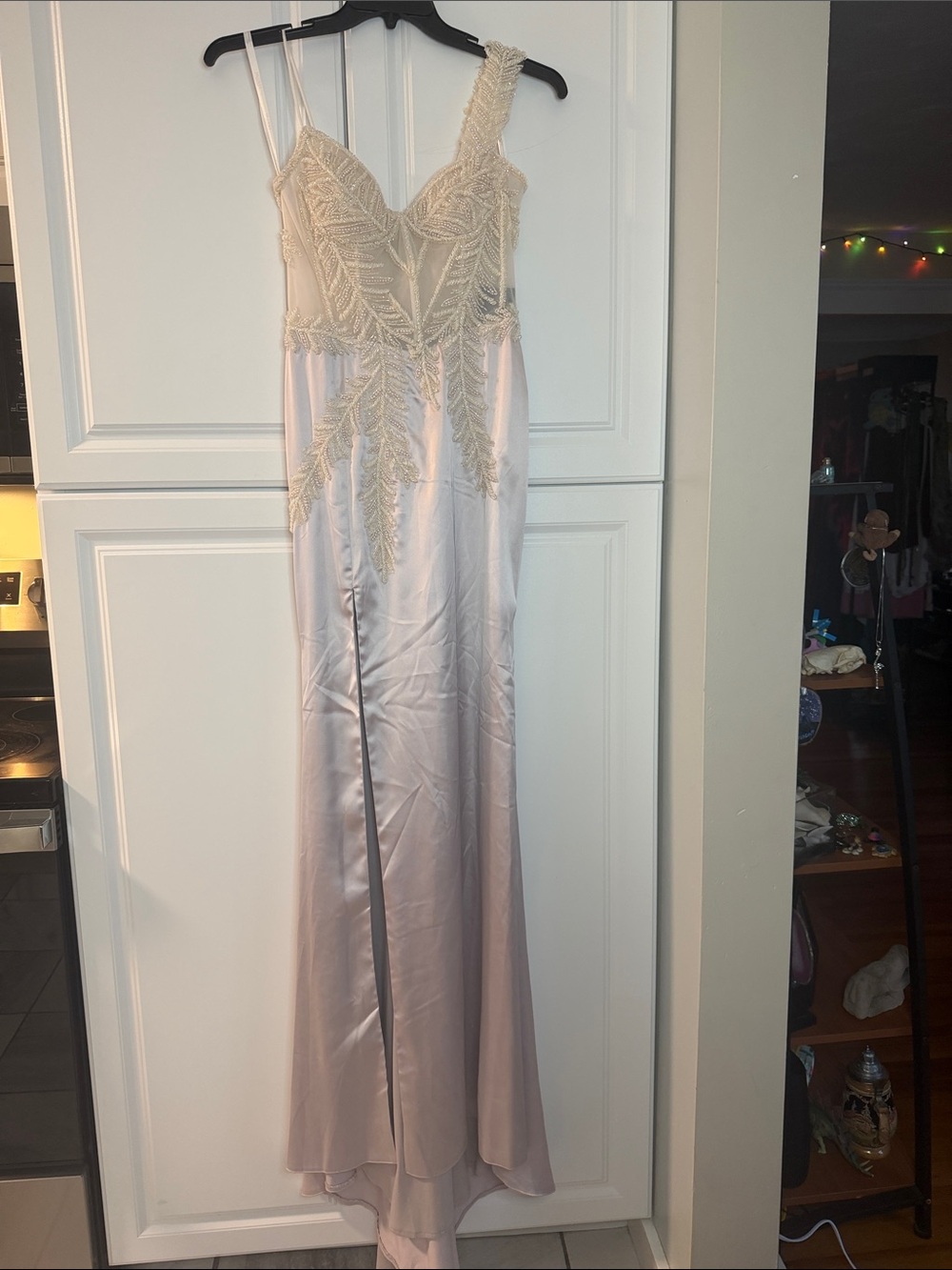 NWT Terani Couture Beaded Embellished Formal Gown Size 4